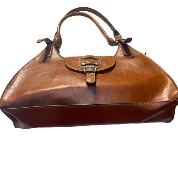 Emilie M. Purse - Picture 6 of 13